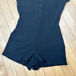 URBAN OUTFITTERS Ribbed Shorts Romper Jumper Onesie w Collar & V Neck - size XS thumbnail 9