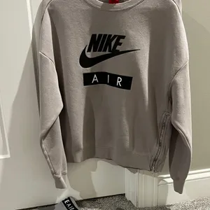 Nike set  thumbnail 1