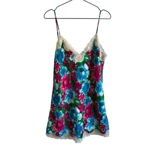 Vintage‎ Victoria's Secret Gold Label Floral 90s Floral Slip Medium Nightgown thumbnail 2