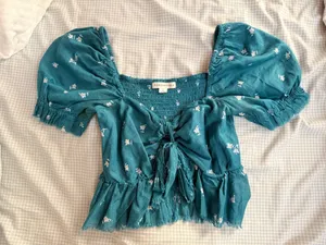 Aeropostale floral peasant style top Small thumbnail 1