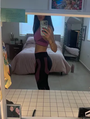 PINK Workout Set Victoria's Secret thumbnail 3