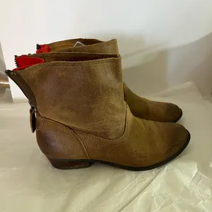Dolce Vita Suede Leather Ankle Boot Women Sz 7 Brown Zip In Back‎ Western Style thumbnail 2