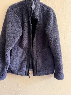 Uniqlo Black Reversible Fleece Jacket with Light Grey Sherpa Trim thumbnail 3