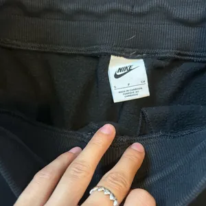 Nike Black Joggers Size Small thumbnail 8