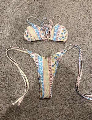 Amazon Bikini Set thumbnail 2