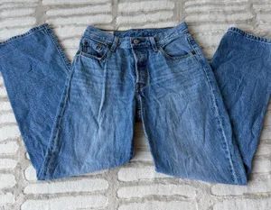 Levi’s Blue Jeans 505 Straight Leg Women’s 25 Waist / 30 Length thumbnail 1