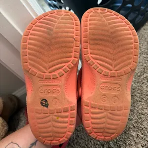 Crocs thumbnail 2