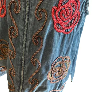 Bobbie Brooks Vest Top SZ LG Sleeveless Zip Denim Embroidered Artsy Casual Boho thumbnail 4
