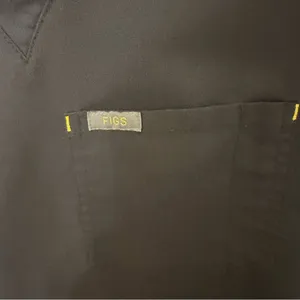 Figs Charcoal Grey Catarina One Pocket Scrubs Top thumbnail 4