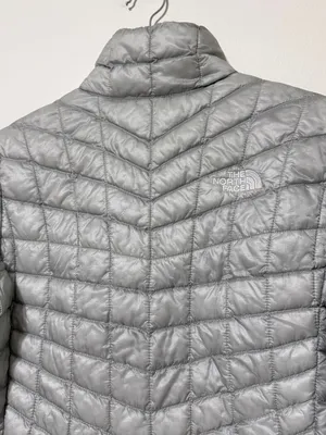The North Face Thermoball Quilted Puffer Jacket Womens Small Silver Full Zip TNF thumbnail 7