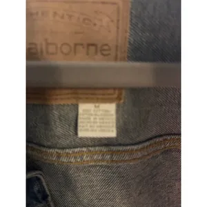 Liz Claiborne Womens Medium Wash Denim Jacket Blue Cotton Button Up Size M thumbnail 3
