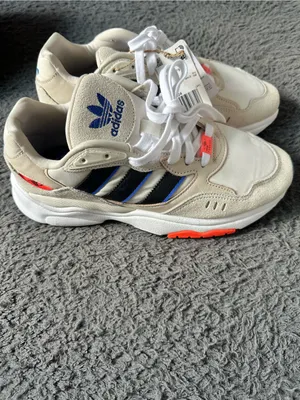 Adidas Retropy F90 Mystique HP8094 Off-White/Red/Blue Size 9 Men/10.5 Women thumbnail 8