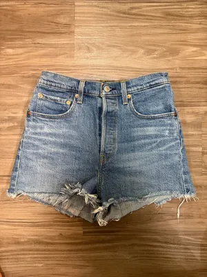 Levi’s Premium Ribcage Shorts Urban Oasis Raw Hem W27 $80 thumbnail 2