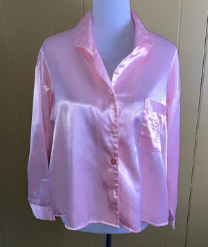 Victoria’s Secret women M Longsleeve top & shorts pajama set pink thumbnail 1