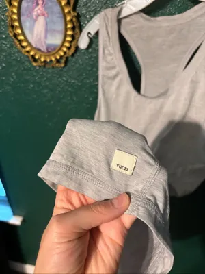 Vuori Gray Racerback Tank Top Sz XL thumbnail 2