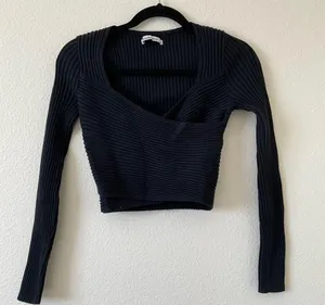 Abercrombie luxloft wrap sweater size medium black thumbnail 3
