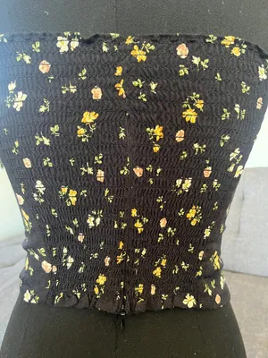 Reformation Black Floral Tie-Strap Square Neck Crop Top Size 2 thumbnail 4