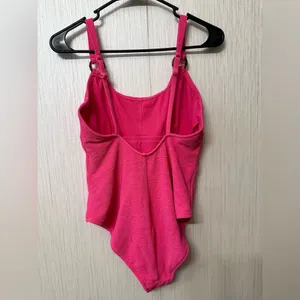 Shade and Shore Square Neck Pucker High Leg One Piece size medium 8-10‎ thumbnail 3
