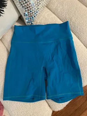 Fabletics Biker Shorts thumbnail 2