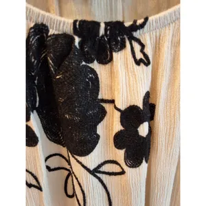 LIV LA Small Cottagecore Embroidered Floral Ruffle Peplum 3/4 Sleeve B/W Top S thumbnail 5