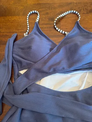 Cupshe One-Piece Cut-Out thumbnail 2
