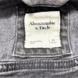 Abercrombie & Fitch Dark Gray Denim Jacket Size‎ XS thumbnail 10