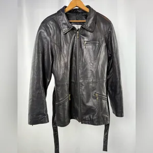Vintage Valerie Stevens Lambskin Leather Belted Jacket‎ in Black Size Medium thumbnail 2