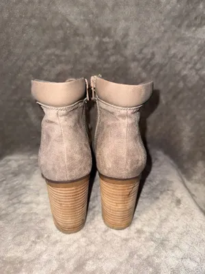 Kensie Atlanta Lace-Up Block Heel Ankle Boots thumbnail 2