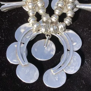 Vintage Sterling Silver Kingman Turquoise Squash Blossom Necklace Jewelry thumbnail 13