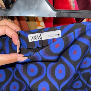 New Zara Blue Neoprene Geometric Print Midi Skirt XS thumbnail 13