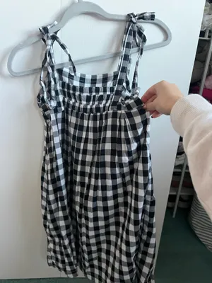 Old Navy black and white gingham midi dress with tie back detail. Size: XS #gingham #summerdress thumbnail 4