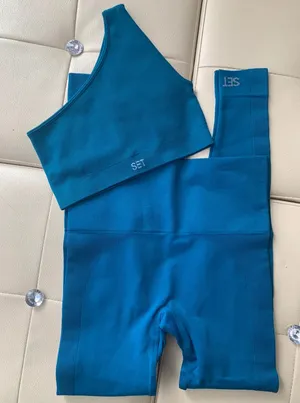 Set Active Leggings & Matching One Shoulder Bra thumbnail 1