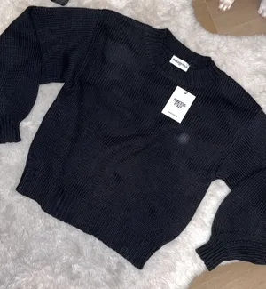 Black Sweater thumbnail 1