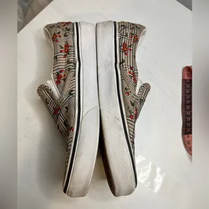 Vans Glen Plaid Slip On Sneakers Embroidered Flowers Sz 7 Skate Boho Floral thumbnail 3