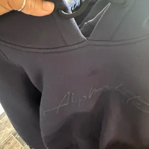 Alphalete cropped hoodie thumbnail 4