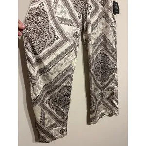 Lulu’s Western Direction Ivory Scarf Print Satin Strapless Jumpsuit size L thumbnail 5