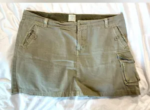 Size 14 cargo skirt thumbnail 1
