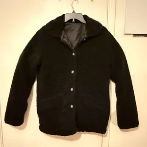 Cozy Black Teddy Jacket Reversible for Women. thumbnail 1