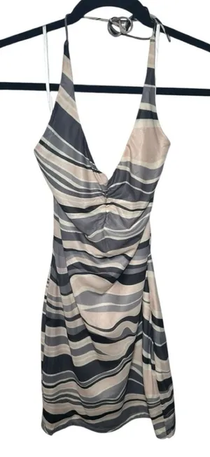 Princess Polly Wavy Abstract Halter Mini Dress Grey Pink Ruched V-Neck US 4 thumbnail 1