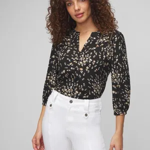 White House Black Market Black Floral V-Neck Blouse Size XS thumbnail 10