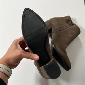 Franco Sarto Womens Casual Leather Ankle Boots Brown Booties Size 6M thumbnail 6