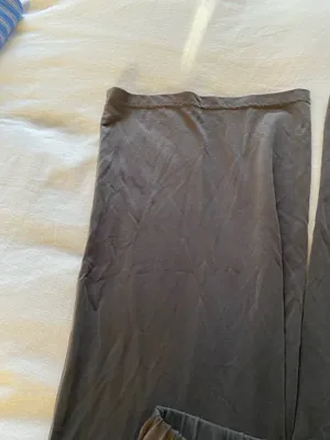Grey Wide thumbnail 2