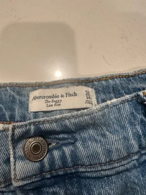 Abercrombie & Fitch The Baggy Low Rise Jeans Short Length thumbnail 6