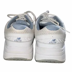 New Balance Women's White and Light Blue Sneakers 928V3 Walking Shoe thumbnail 4