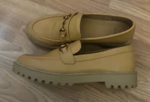 A New Day Loafers Size 8 1/2 thumbnail 1