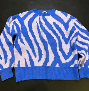 Theo & Spence Womens Blue Purple Zebra Print Crewneck Sweater TS1048B Medium thumbnail 1