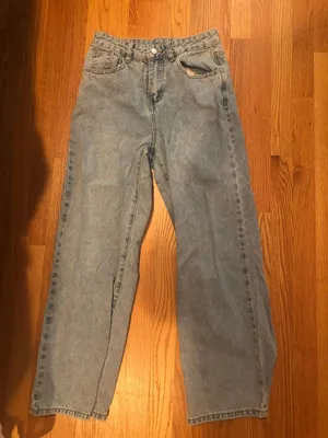 SheIn Mom Jeans thumbnail 1
