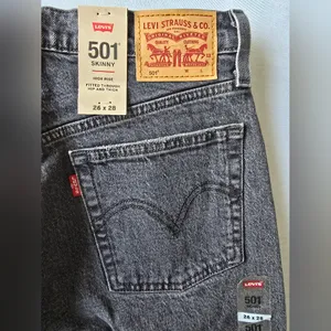 Levi's 501 Skinny High Rise Fitted Through Hip And‎ Thigh Size 26x28 thumbnail 6