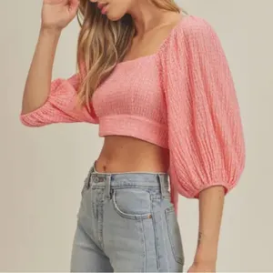 Lush Cropped Coral Puff Sleeve Blouse Sz S NWT thumbnail 1