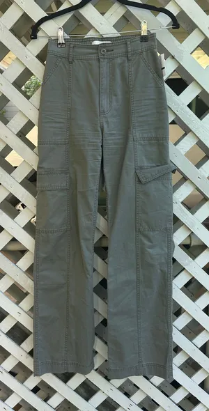 Abercrombie Relaxed Cargo Pant thumbnail 2